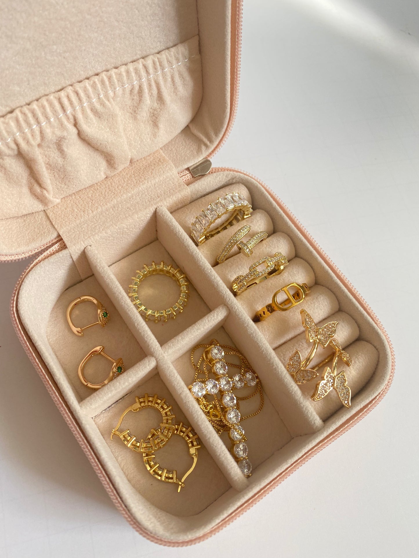 JEWELRY BOX